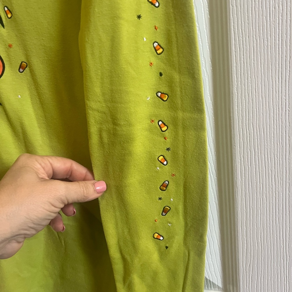 Mountain Lake Halloween Ghost Bat Pumpkin Candy Corn Long Sleeve Tee Green M - Picture 5 of 5